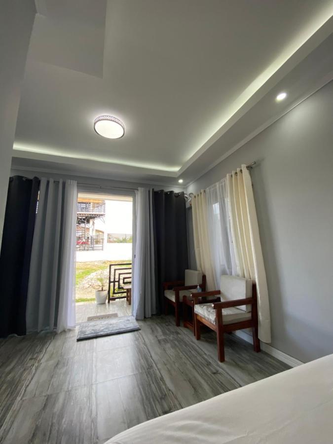 Palm View Moalboal Hotel Buitenkant foto