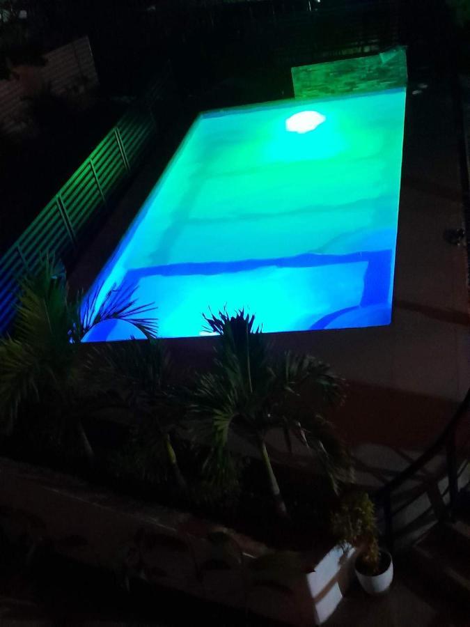 Palm View Moalboal Hotel Buitenkant foto